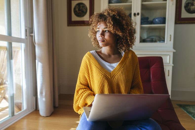 Podcast « Tout va Bien » de Femina.ch E45: Comment bien vivre le télétravail